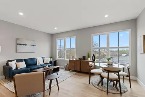 298 Main St #3G, Yarmouth, ME 04096