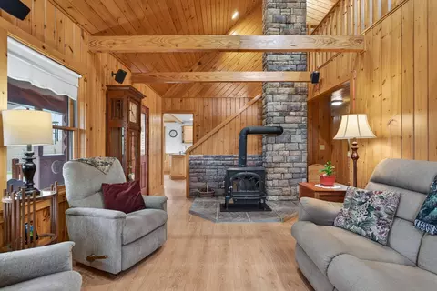 Living - 276 Middle Rd, Dresden, ME 04342 photo 3 of 3
