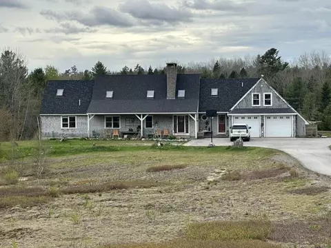 128 Mitten Mountain Rd, Centerville, ME 04623