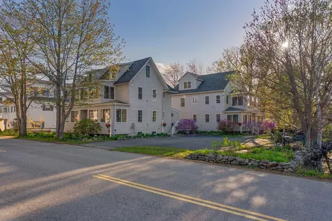 170 W Grand Ave, Old Orchard Beach, ME 04064