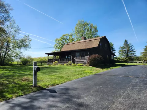 24 Knights Pond Rd, North Berwick, ME 03906