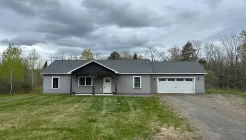 39 Ash Hill Rd, Carmel, ME 04419