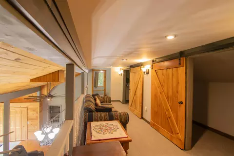 Entry Way - 74 Pinetree Rd, Brewer, ME 04412 photo 9 of 13
