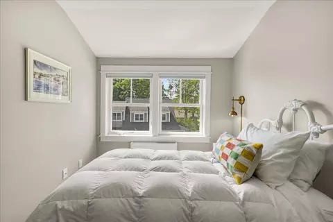 Bedroom - 48 Ocean St, Belfast, ME 04915 photo 2 of 12