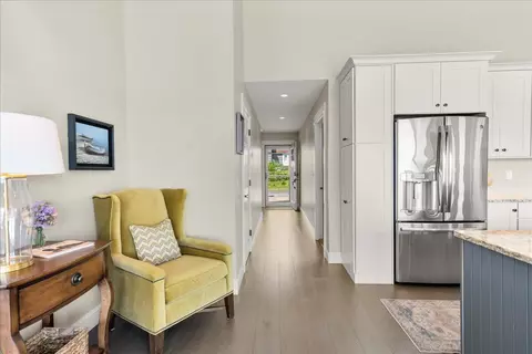 Entry Way - 48 Ocean St, Belfast, ME 04915 photo 1 of 4