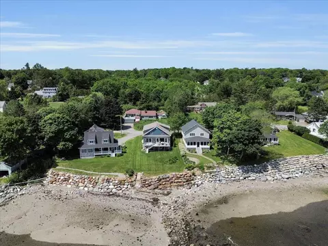 View/Area - 48 Ocean St, Belfast, ME 04915 photo 6 of 9