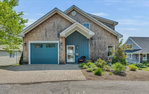Exterior - 48 Ocean St, Belfast, ME 04915 photo 9 of 11