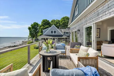 Exterior - 48 Ocean St, Belfast, ME 04915 photo 2 of 11
