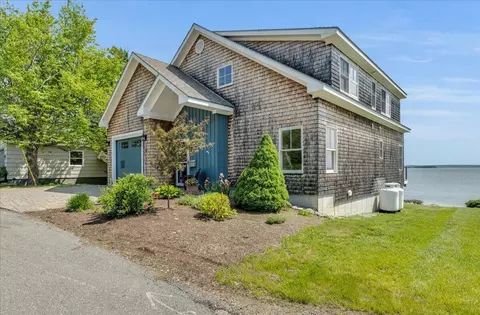 Exterior - 48 Ocean St, Belfast, ME 04915 photo 8 of 11