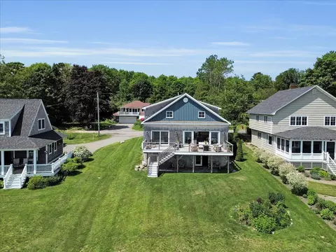 View/Area - 48 Ocean St, Belfast, ME 04915 photo 5 of 9