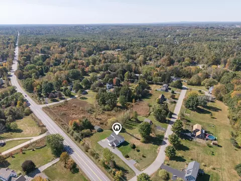 View/Area - 35 Longmeadow Dr, Gorham, ME 04038 photo 9 of 10