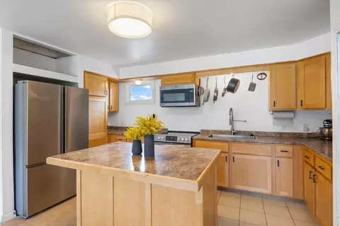 Kitchen - 35 Longmeadow Dr, Gorham, ME 04038 photo 1 of 5