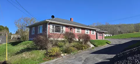 457 Main St, Madawaska, ME 04756