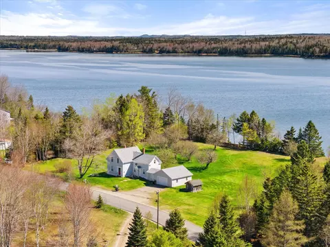 372 Rays Point Rd, Milbridge, ME 04658
