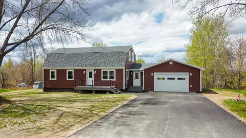 489 Enfield Rd, Lincoln, ME 04457