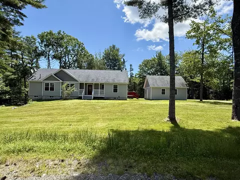 25 Kennel Brook Dr, Lamoine, ME 04605