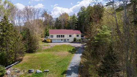 516 Bayside Rd, Ellsworth, ME 04605