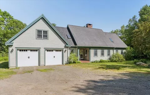 15 Castaway Dr, Orland, ME 04472