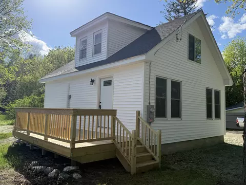 11 Houston Ln, Brewer, ME 04412