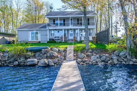 26 Lester Ln, Burnham, ME 04922