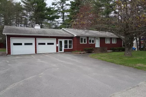 224 Eastern Ave, Augusta, ME 04330