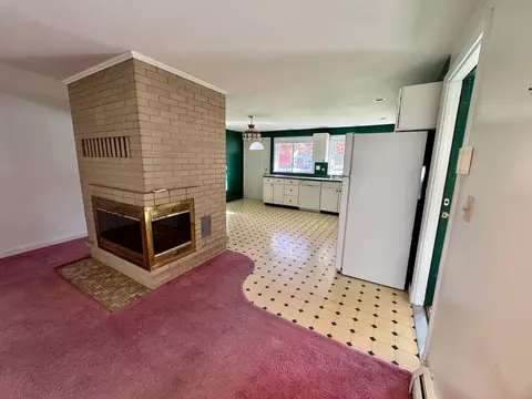 Living - 224 Eastern Ave, Augusta, ME 04330 photo 6 of 7