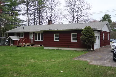 Exterior - 224 Eastern Ave, Augusta, ME 04330 photo 9 of 21