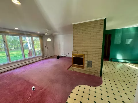 Living - 224 Eastern Ave, Augusta, ME 04330 photo 5 of 7