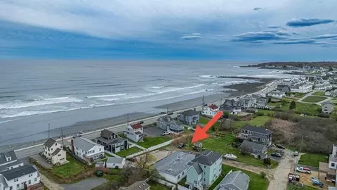 6 Dingle Rd #4, York, ME 03909