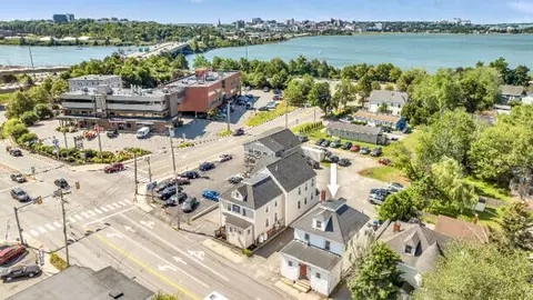 526 Washington Ave, Portland, ME 04103
