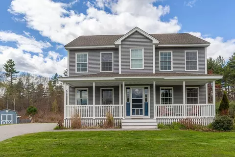 71 Somerset St, Wells, ME 04090