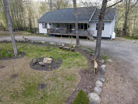 53 Oak Point Ln, Greenbush, ME 04418