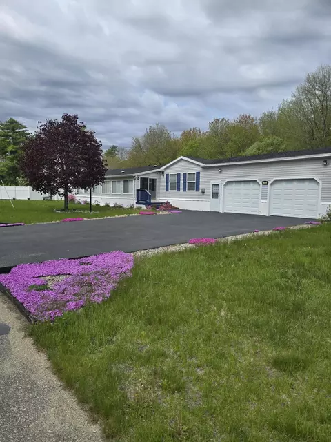 2 Windsor Dr, Alfred, ME 04002