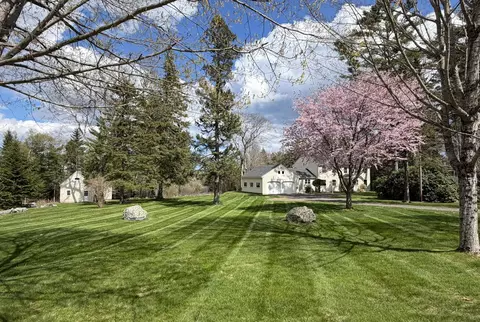 154 Chestnut St, Camden, ME 04843
