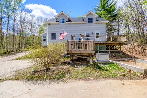 263 King Hill Rd, Paris, ME 04281