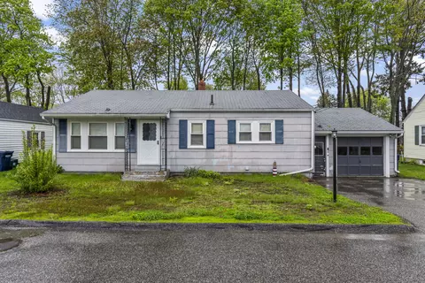 6 Hillside Ave, Biddeford, ME 04005