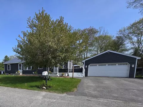 16 Kyle St, Brunswick, ME 04011