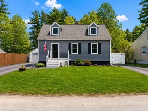 32 Eliot St, South Portland, ME 04106