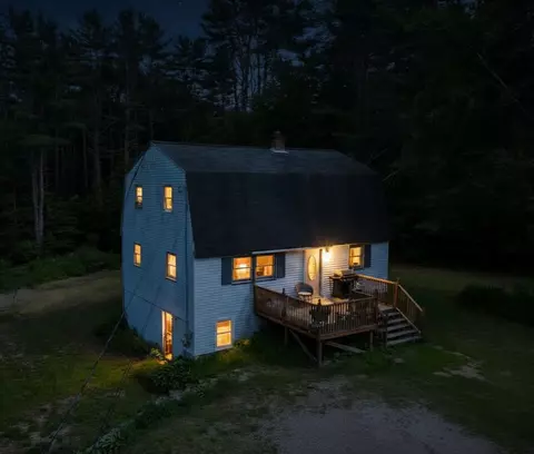 2120 Hallowell Rd, Litchfield, ME 04350