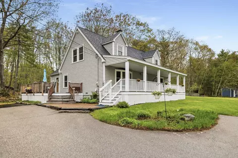 2 Grover Ln, York, ME 03909