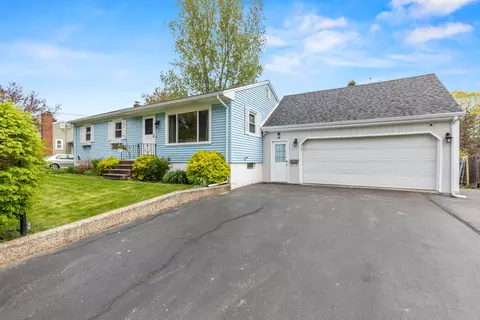53 Fellows St, South Portland, ME 04106