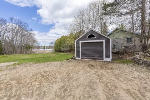 Exterior - 527 Pool St, Biddeford, ME 04005 photo 8 of 10
