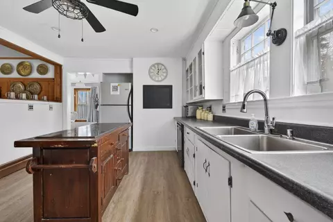 Kitchen - 527 Pool St, Biddeford, ME 04005 photo 3 of 7