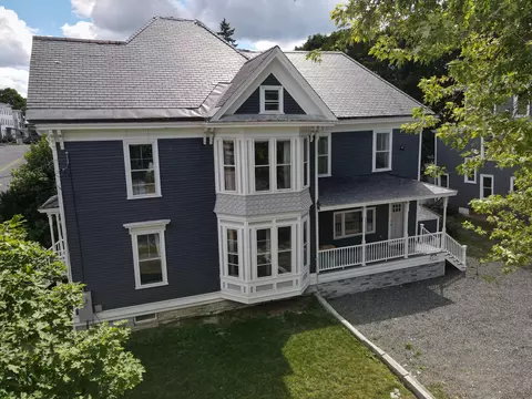 84 Cedar St, Bangor, ME 04401