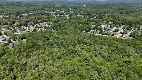 7 June Ave, Lewiston, ME 04240