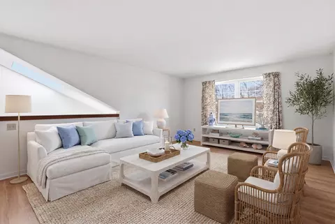 161 Saco Ave #106, Old Orchard Beach, ME 04064