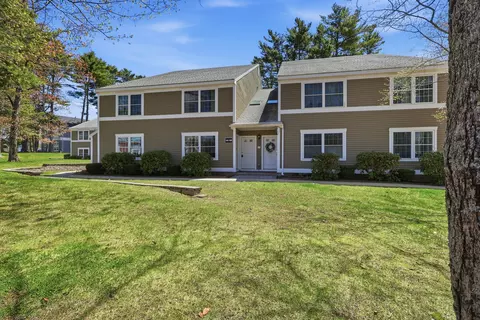 161 Saco Ave #106, Old Orchard Beach, ME 04064