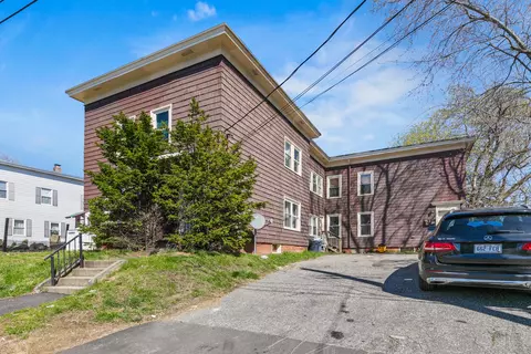 5 Cottage St, Lewiston, ME 04240