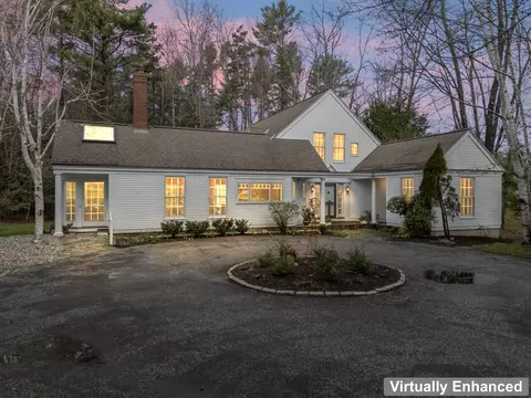 18 Zeitler Farm Rd, Brunswick, ME 04011