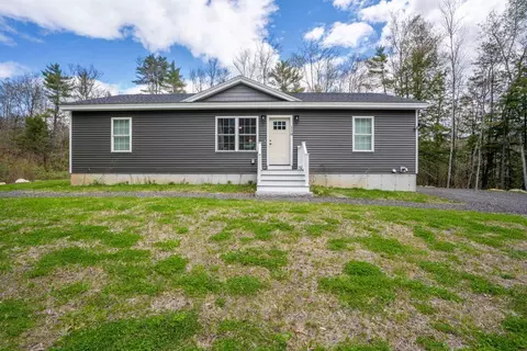 110 Coffin Hill Rd, Limerick, ME 04048